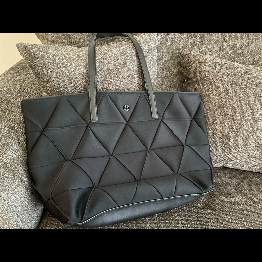 Lululemon Tote